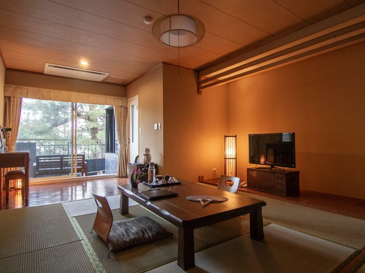 Isana Resort Ito  Exterior photo
